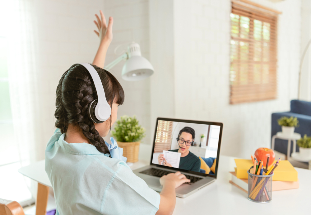 Is-Online-Learning-Beneficial-for-Kids Ergoworks