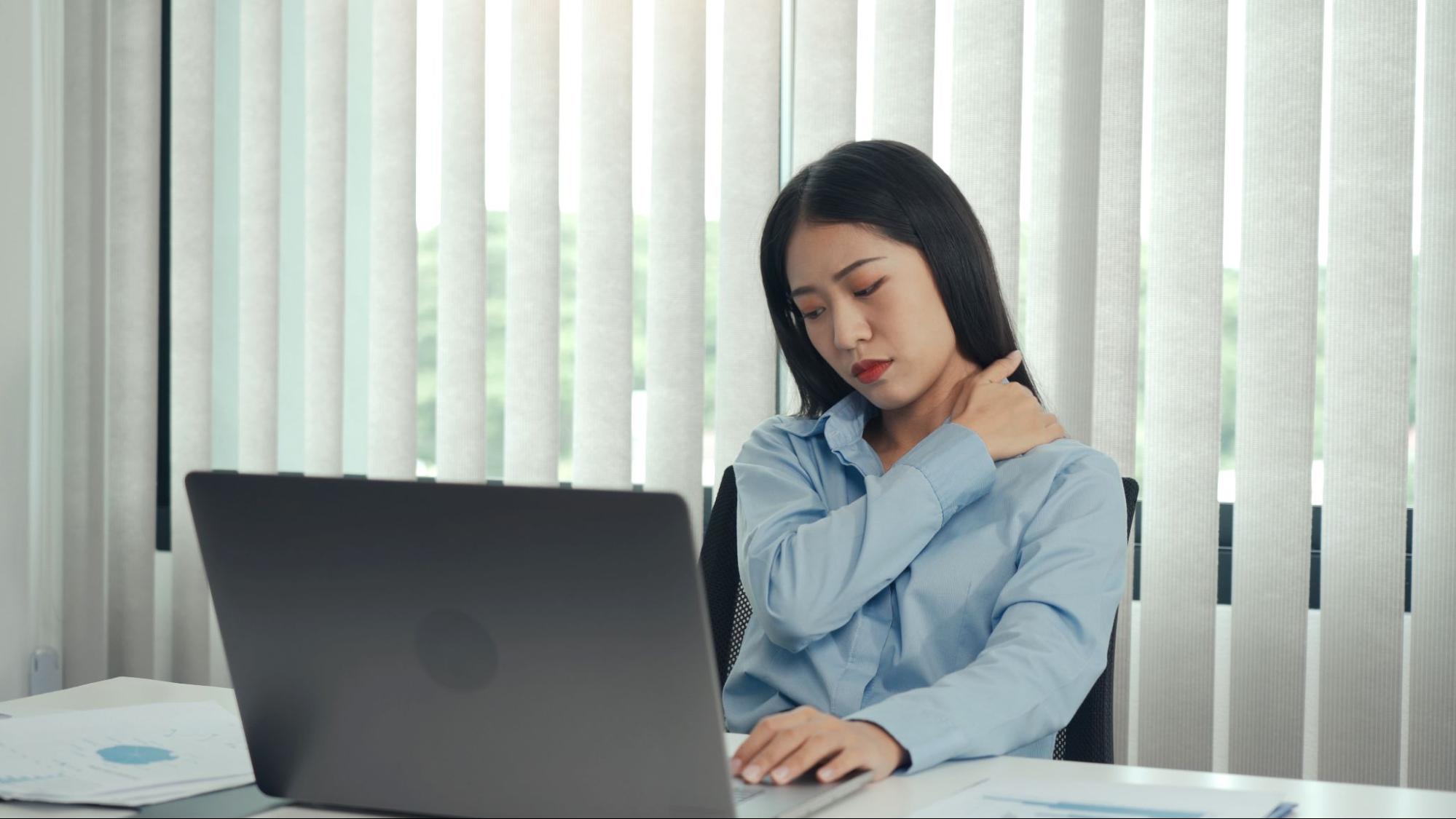 How-Ergonomic-Chairs-Can-Boost-Your-Productivity-in-SG Ergoworks