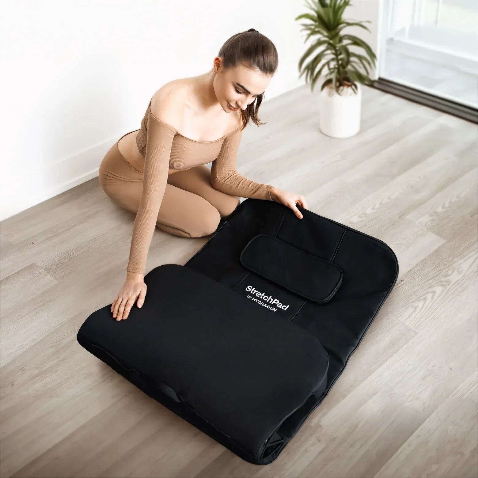 HYDRAGUN StretchPad Heated Stretching Massager Ergoworks