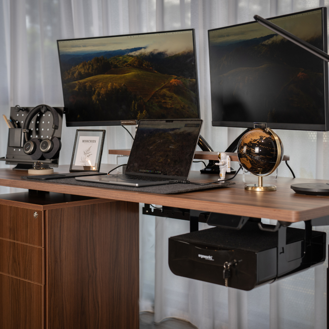 Top 3 Ergonomic Working Desks in Singapore for Better Posture