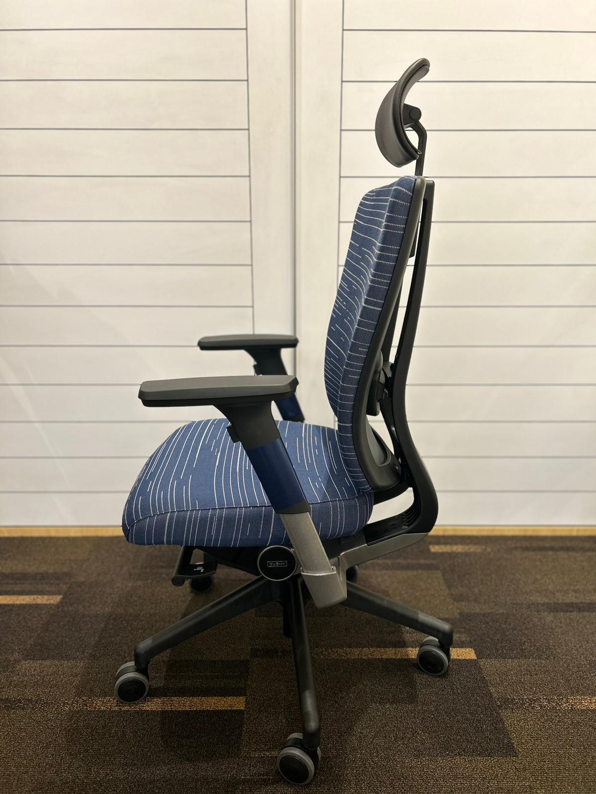 [DISPLAY UNIT] DUOFLEX - BR-200M_N_FL - Bravo Collection Ergonomic Chair