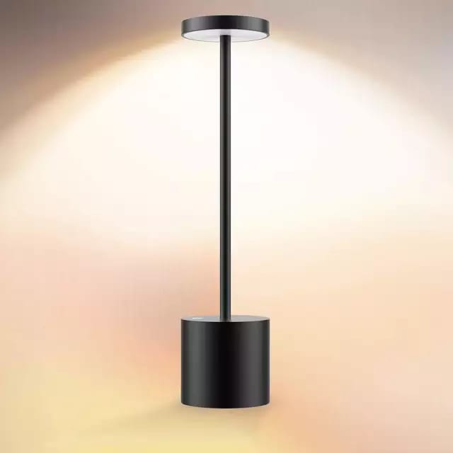 FRAMING ME - MODERN DESK LAMP